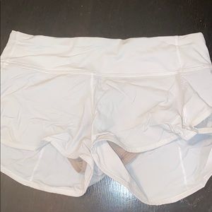 COPY - WHITE LULU SHORTS BARELY WORN